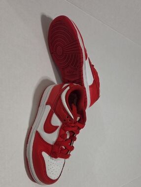 Nike White and Red Low-Top Sneakers
